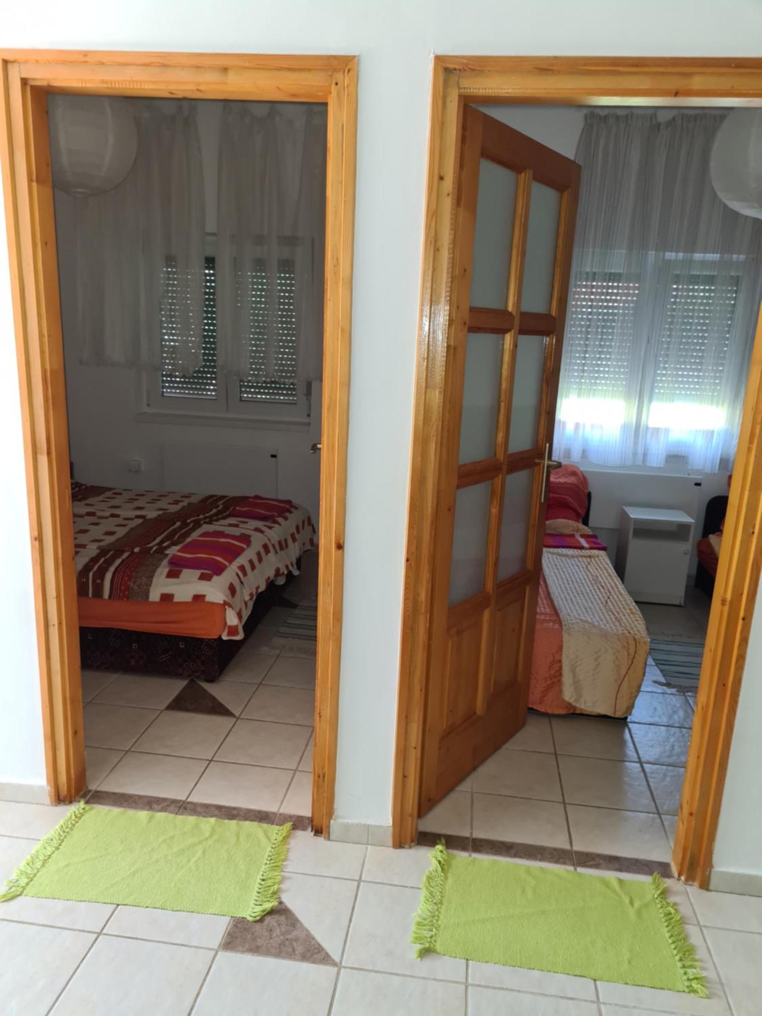 Zseki Apartman Hajdúszoboszló Exteriör bild