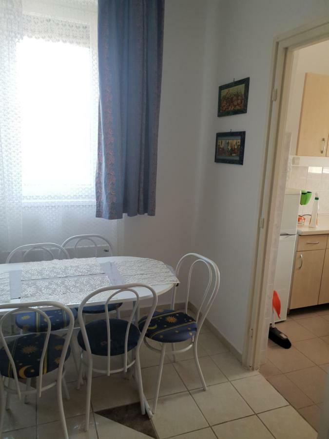 Zseki Apartman Hajdúszoboszló Exteriör bild