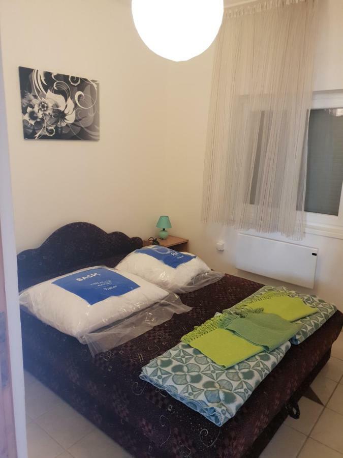 Zseki Apartman Hajdúszoboszló Exteriör bild
